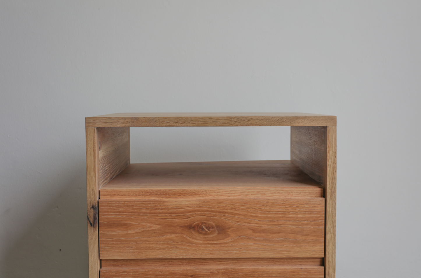 Enzo Bedside Table
